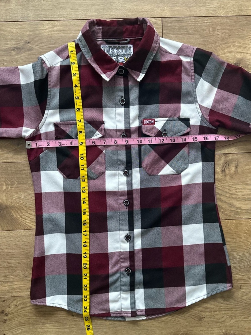 Dixxon Southpaw Flannel | Plaid Button Up | Women’s Small - Picture 4 of 5